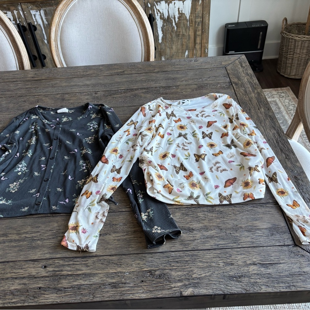 Kohl's Kids Floral and Butterfly Long Sleeve Tops - Dark Grey and Ivory. Size XL